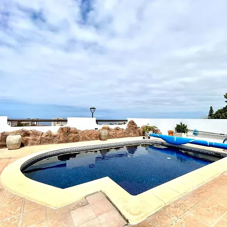 别墅 With Bbq, Private Heated Pool In Tenerife South 阿德耶