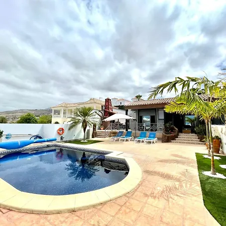 With Bbq, Private Heated Pool In Tenerife South 别墅 *