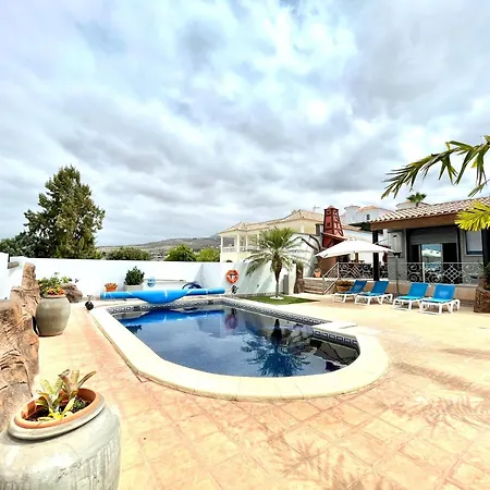 别墅 With Bbq, Private Heated Pool In Tenerife South