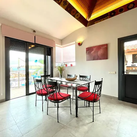 别墅 With Bbq, Private Heated Pool In Tenerife South *